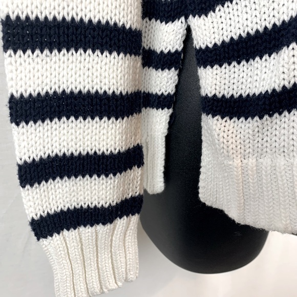 America’s Eagle oversized Striped Sweater, Size S - Picture 3 of 5